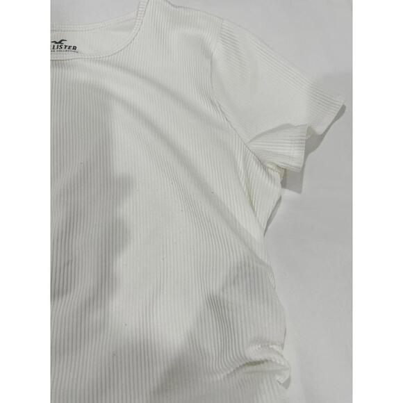 Hollister White Ribbed Ruched Sides Crewneck Cropped Baby Tee- Size Large - Picture 2 of 7
